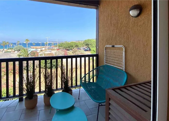Seafront In Apartment