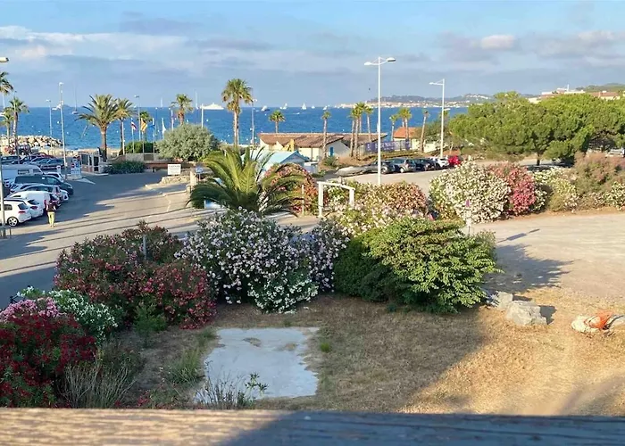 Seafront In * Gassin